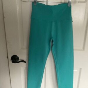 Alo Hight Waisted Airbushed Leggings xs